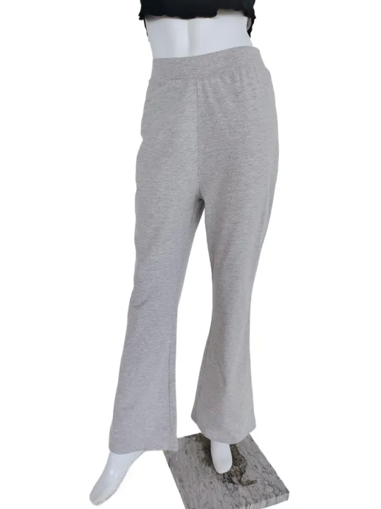 EZWEAR%20SOLID%20FLARE%20LEG%20SWEATPANTS%20-%20Image%202