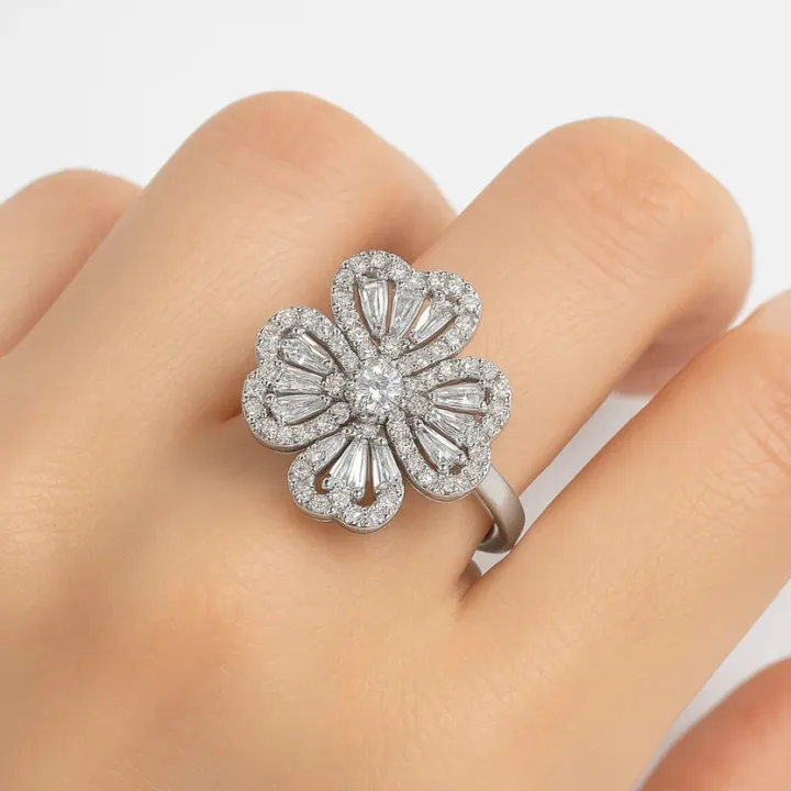 Stunning%20Clover%20Spinning%20Ring%20with%20Diamond%20Accents,%20Adjustable%20Size,%20Women's%20Fashion%20Jewelry%20-%20Image%206