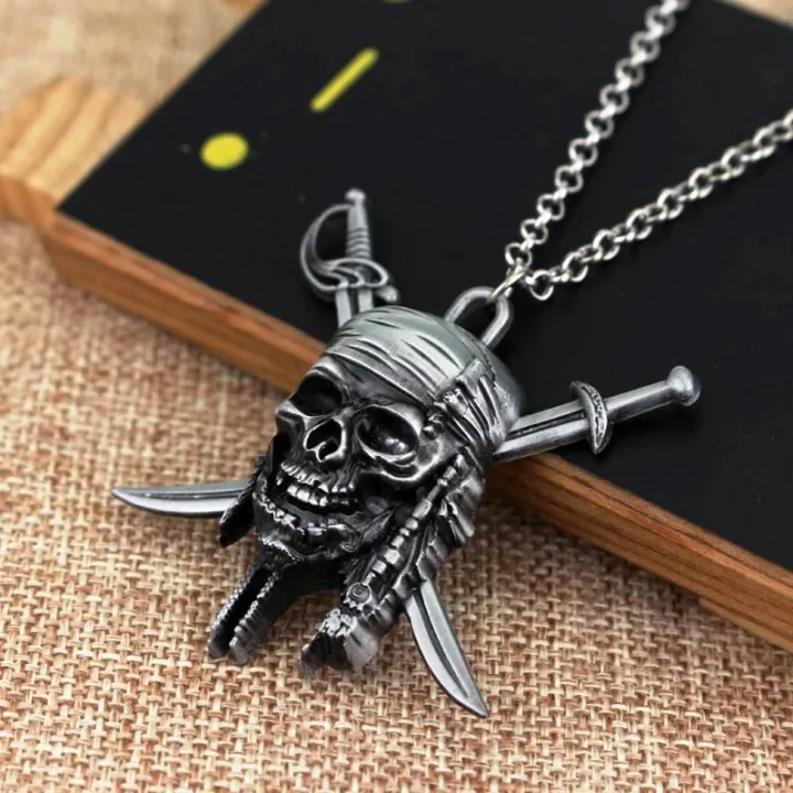 Captain%20Jack%20Sparrow%20Pirates%20Of%20The%20Caribbean%20Antique%20Necklace%20-%20Image%202