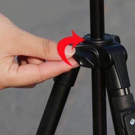 VCT-5208%203%20In%201%20Tripod%20Stand%20With%20Bluetooth%20Shutter%20&%20Tablet%20Tripod%20Holder%20-%20Image%208