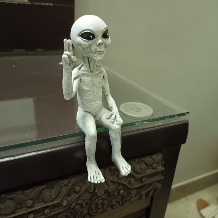 UFO%20Classic%20Alien%20Outer%20Space%20Statue%20Sitting%20Action%20Figure%20Shelf%20Sitter%20Realistic%20Sculpture%20Figurine%20Lawn%20Yard%20Home%20Decor%20Indoor%20Outdoor%20Gaming%20Pc%20Casing%20Computer%20Case%20Room%20Decoration%20-%20Image%204