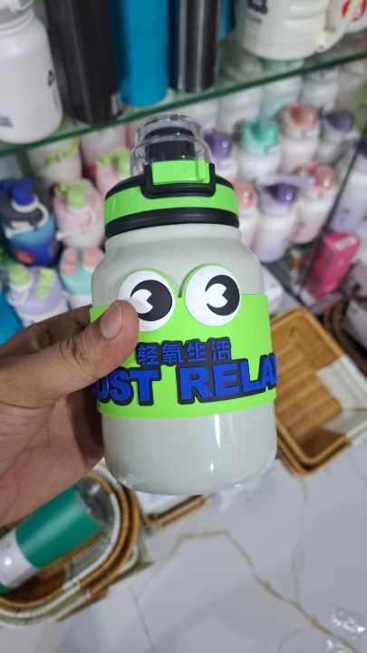 Imported%20Cille%20550ml%20Stainless%20Steel%20Hot%20and%20Cold%20Vacuum%20Water%20Bottle%20for%20School%20Kids%20Fancy%20and%20Stylish%20Water%20Bottle%20For%20School%20Children%20Boys%20and%20Girls%20with%20Straw%20-%20Image%205