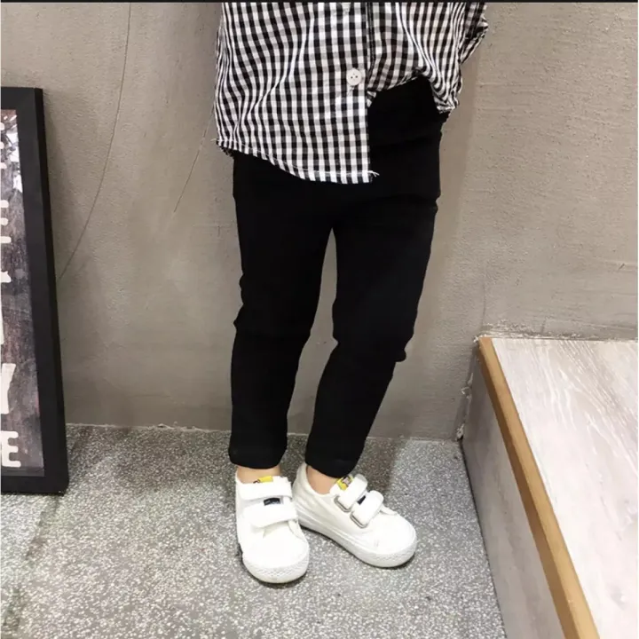 Kids%20Jeans%20Pant%20-%20Image%202