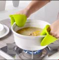 2 pcs silicon pot holder. 