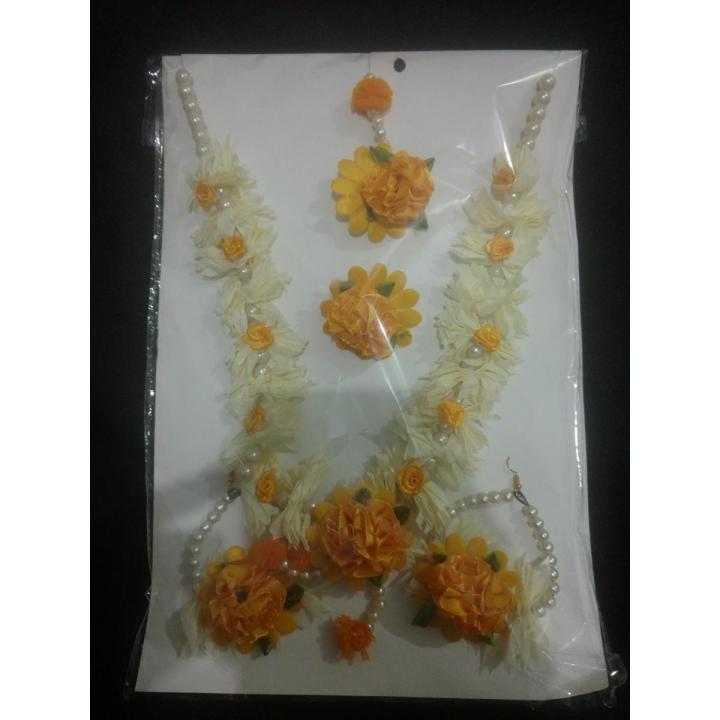 Pack of 1 Yellow Mayon Jewellery Set Special Artificial flowers Beautiful Set Of Necklace And Bali Earrings & Matha Patti Mayoon necklace