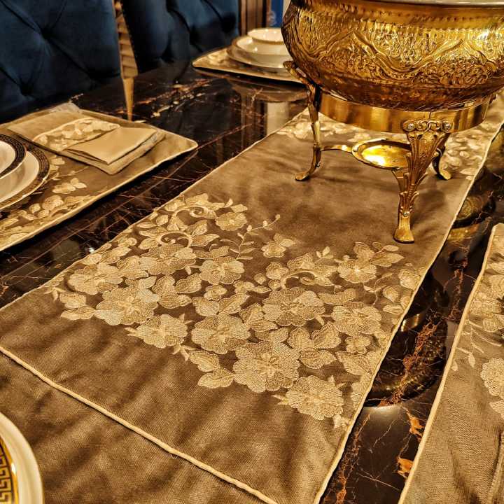 Dining%20Table%20Runner,%20Cutlery%20&%20Placemats%20Sets%20for%206,8,10,%20person%20Embroidered%20-%20Image%204
