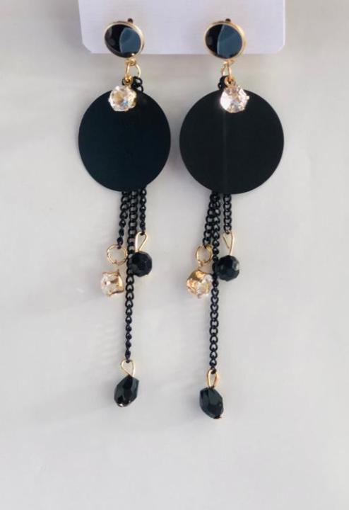 Black%20earrings%20for%20girls%20and%20womens%20-%20Image%205