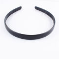 Black Hair Band Women Simple Wash Face Non-slip Pressure Hair Buckle Plastic Headband Hairpin Diy Hair Accessories. 