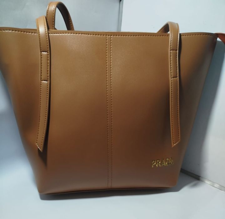 Tote%20Bag%20for%20University%20and%20College%20Girls%20with%20Large%20Space%20-%20Image%203