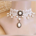 Elegant Vintage Imitation Pearl White Lace Statement Choker Necklace. 
