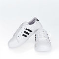 White Trendy Women's Casual Sneakers Comfortable, Stylish, and Versatile Footwear for Everyday Wear. 
