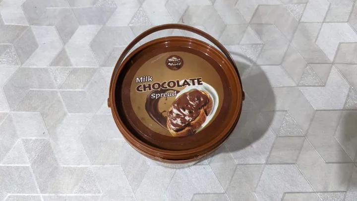 Milk%20Chocolate%20Spread%20%E2%80%93%201%20KG%20%7C%20Smooth%20&%20Creamy%20%7C%20Made%20in%20Pakistan%20-%20Image%206
