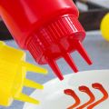 (Pack Of 2) 3 Nozzles Squeeze Bottles Plastic Squeeze Bottles For Condiment Sauce Dressings Ketchup Oils (400ml). 