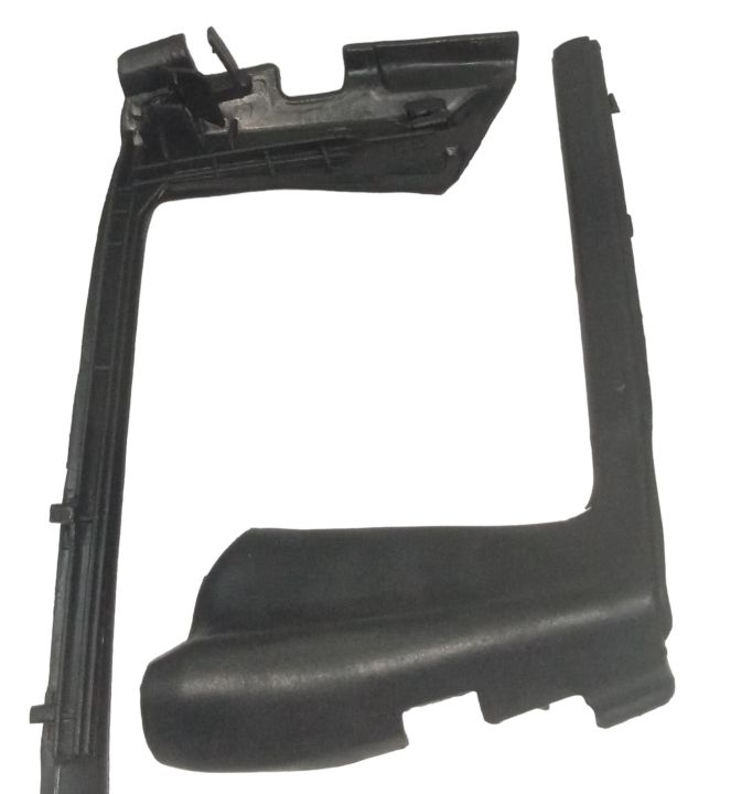 Toyota%20Vitz%20Wiper%20Sheild%20Corner-Wiper%20Choriya%202015-2018%20Pc%20-%20Image%202