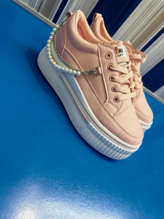 Stylish%20Joggers%20for%20Girls%20-%20Comfortable%20and%20Trendy%20Design%20-%20Image%205