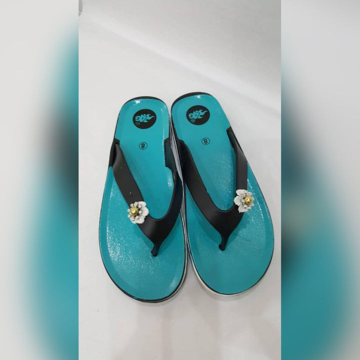 ZOOM CASUAL CHAPPAL FOR LADIES FLIPFLOP BLACK IN COLOUR WITH LATEST DESIGN