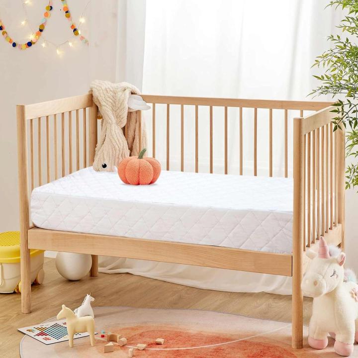 Baby crib size on sale