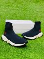 Balenciaga Sneakers. 