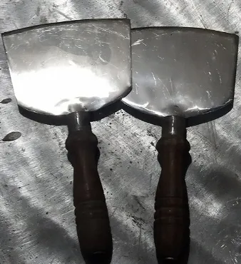 takatak%20(katakat)%20spoon%20in%20steel%20use%20to%20make%20chicken%20Tawa%20%20Tawa%20qeema%20and%20different%20more%20recipes%20heavy%20quality%20use%20in%20restaurant%20-%20Image%203