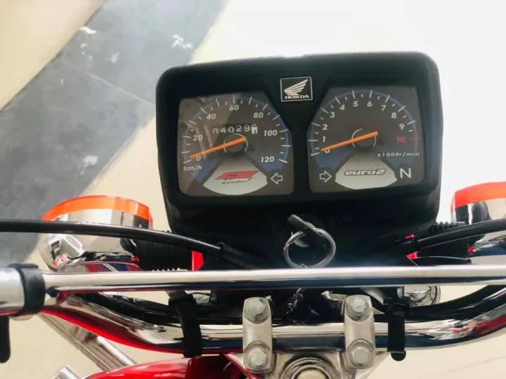 Speedometer%20for%20Honda%20CG%20125%20Motorcycle%20Bike%20-%20Image%203