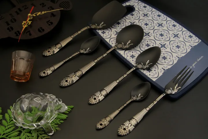 29%20Pieces%20Stainless%20Steel%20Black%20Cutlery%20Set%20%5BI%20M%20Collection%5D%20-%20Image%204