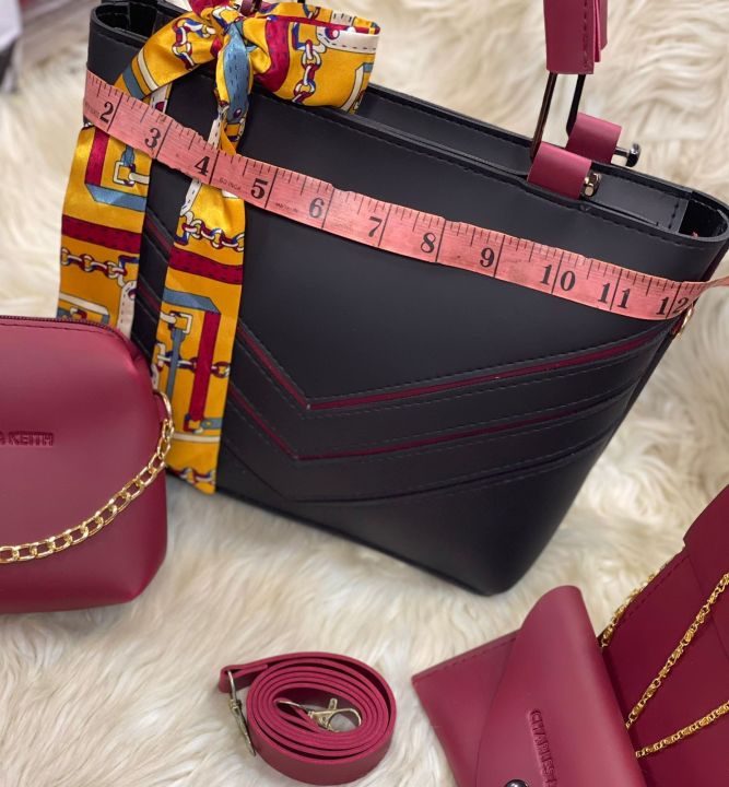 Beautiful%20High%20Quality%20Cynthetic%20Leather%204%20piece%20Set%20With%20Long%20Belt%20-%20Image%204