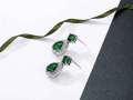Fashion woman stud earrings with diamonds twin emerald stud earrings drop-shaped green crystal E361. 