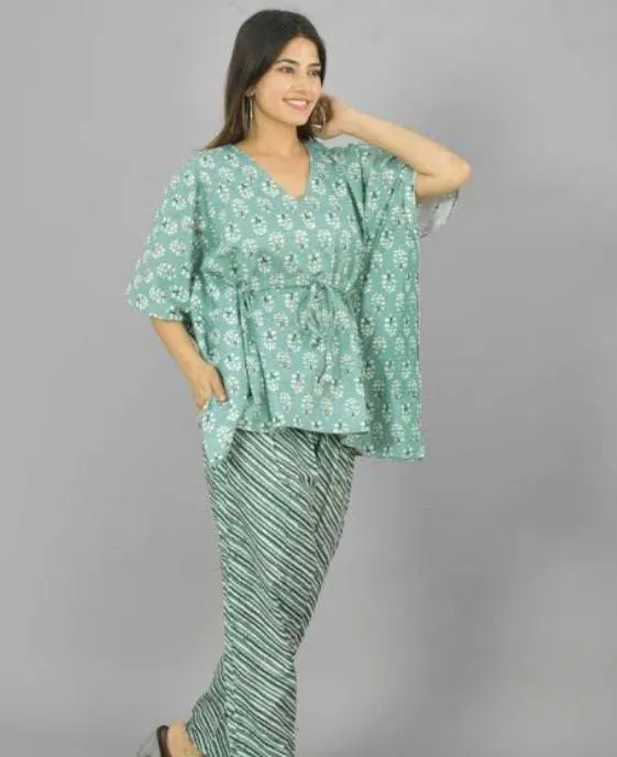 Travel-Friendly%20Wrinkle-Resistant%20Chiffon%20Top%20-%20Image%203