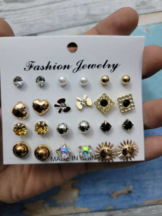Women’s Elegant Stud Earrings Set – 12 Pairs Collection