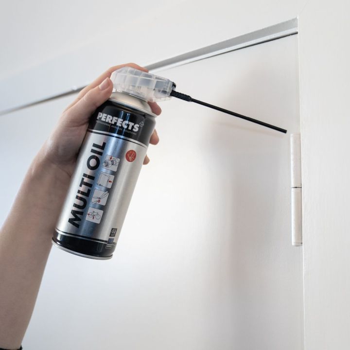 Multi%20Oil%20Spray%20%7C%20Perfects%20%7C%20Professional%20Spray%20Solutions%20%E2%80%93%20400ml%20%7C%20Rust%20Remover,%20Lubricant%20&%20Moisture%20Protection%20-%20Image%203