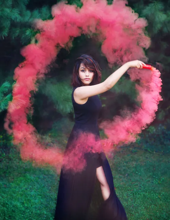 Pack%20of%202%20Color%20Smoke%20Artificial%20Color%20Smokes%20Shell%20for%20Photography,%20Birthday%20Party,%20Weddings,%20Anniversary%20and%20welcome%20Parties%20Decorations%20-%20Image%206