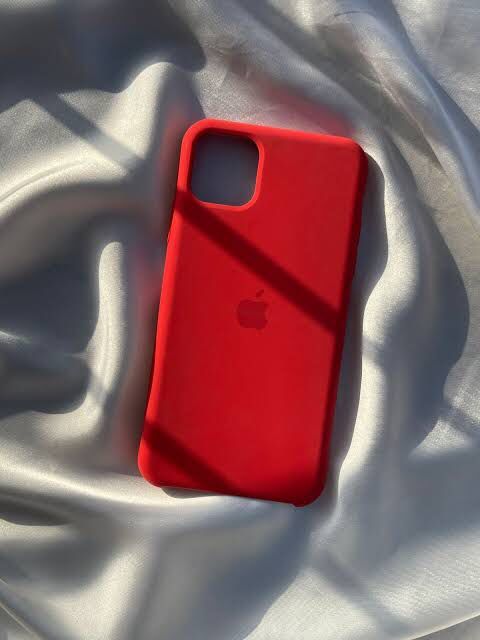 Iphone%2011%20Pro%20Official%20Soft%20Silicon%20Case%20-%20Official%20Case%20-%20Image%208