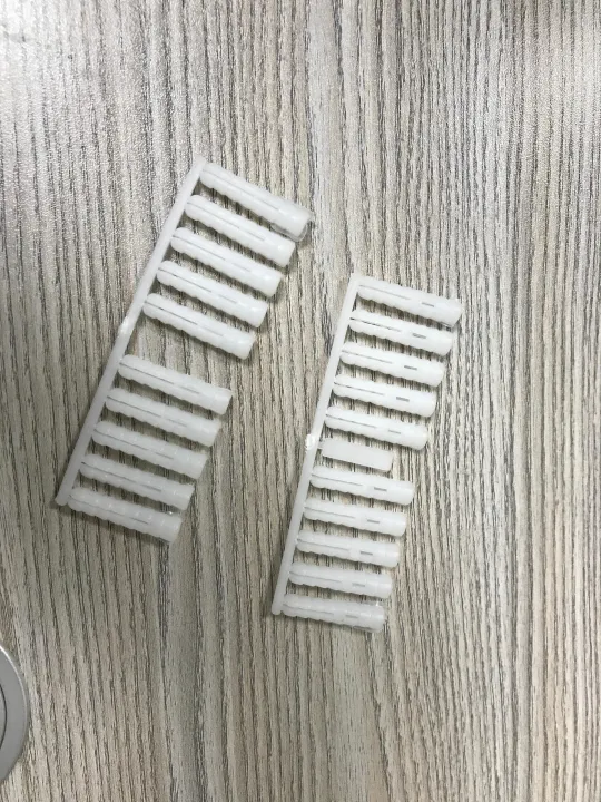 White%20Color%20Plastic%20Rawal%20Plug%2012#%20Pure%20PVC%20EASY%20DRIVE%20100pcs%20Pack%20-%20Image%205