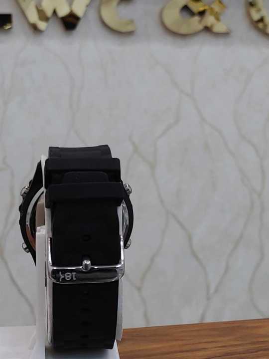 18k%20Back%20to%20Black%20Sports%20Watch%20for%20Men%20in%20Premium%20Quality%20-%20Image%204