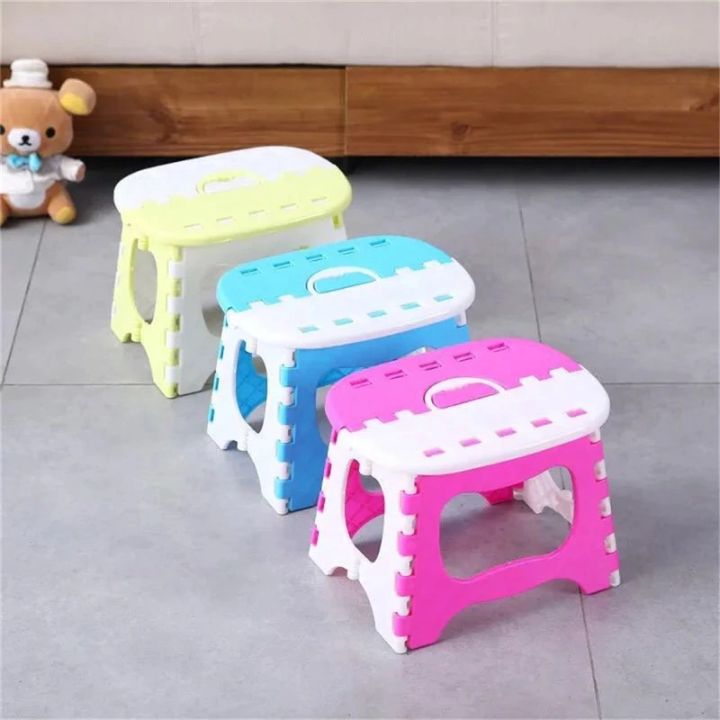 Folding%20Plastic%20Kitchen%20Step%20Foot%20Stool%20-%20Adults/Kids%20-%20Image%206