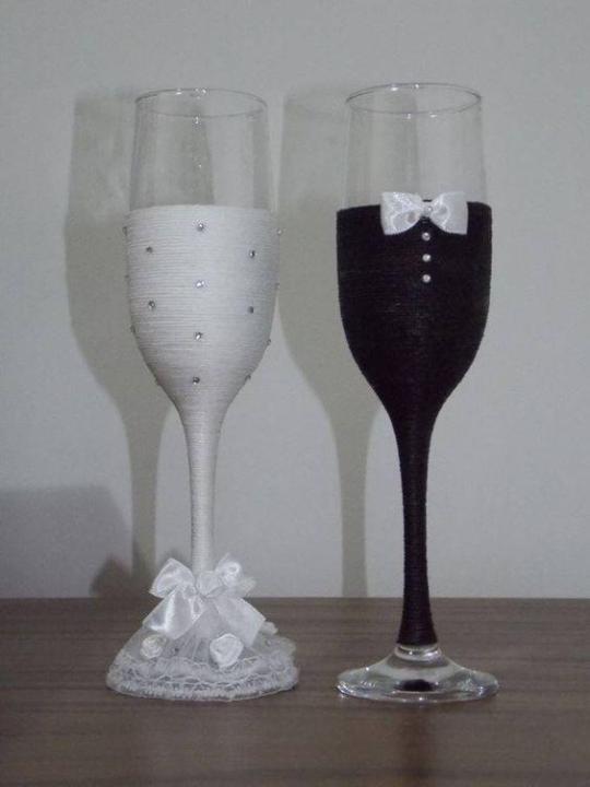 Decorated Wedding Glasses