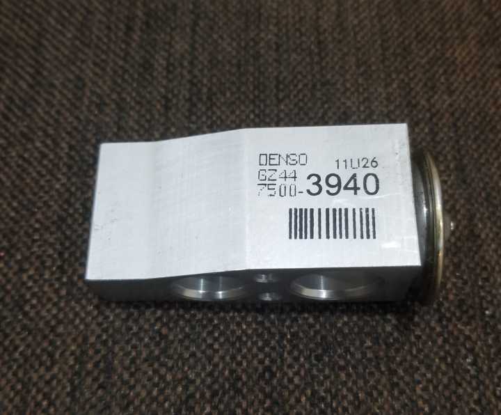 Expansion%20valve%20R134a%20/Block%20valve%20R134a%20-%20Image%205