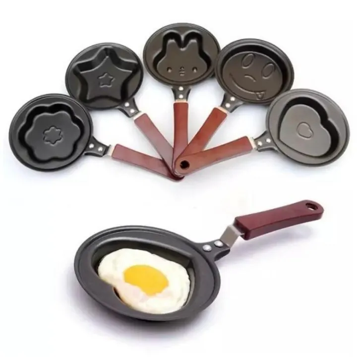 Mini%20Nonstick%20Heart%20Shaped%20Egg%20Frying%20Pan%20-%20Black%20-%20Image%206