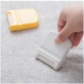 【Top Picks】 Manual Hairball Trimmer Houehold Pet Hair Removal Tool weater Hairball Cleaner Portable Bed heet Epilator Mini Coat ticky Hair Trimmer 1Pc. 