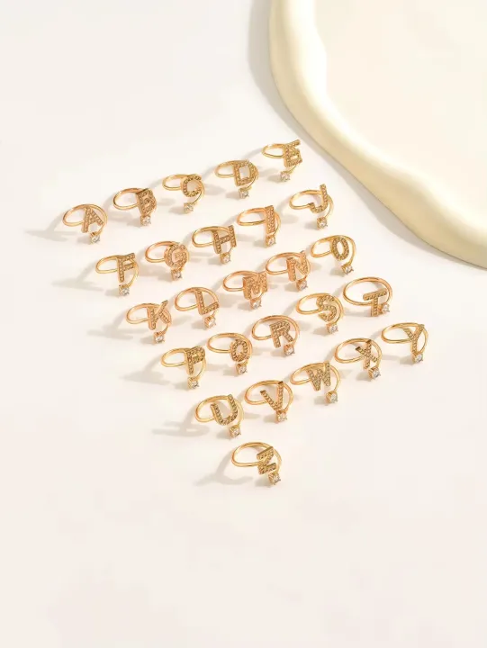 Elegant%20and%20Personalized%20Initial%20Letter%20Name%20Ring%20-%20Image%206