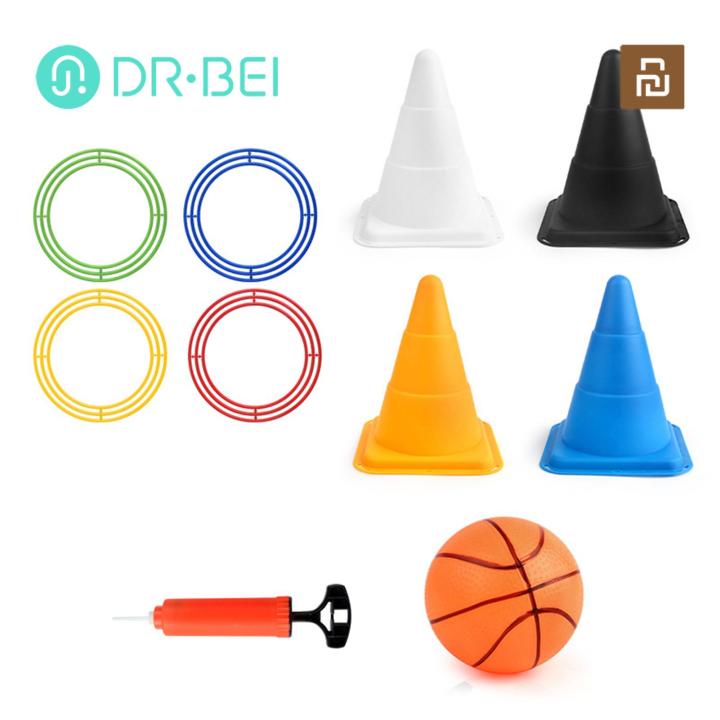 Ring Throwing Toy Fun Kids Ring Toss Game Set with Roadblock Cones Inflator Indoor Outdoor Activity Toy for Boys Girls Hand-eye Coordination Game Perfect Gift for Children Outdoor Toss Game Set