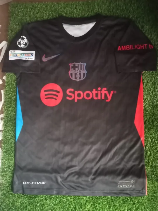 FC%20Barceloona%20LAMINE%20YAMAL%20Away%20jersey%202024%202025%20T%20shirt%20Black%20Barxa%20-%20Image%204