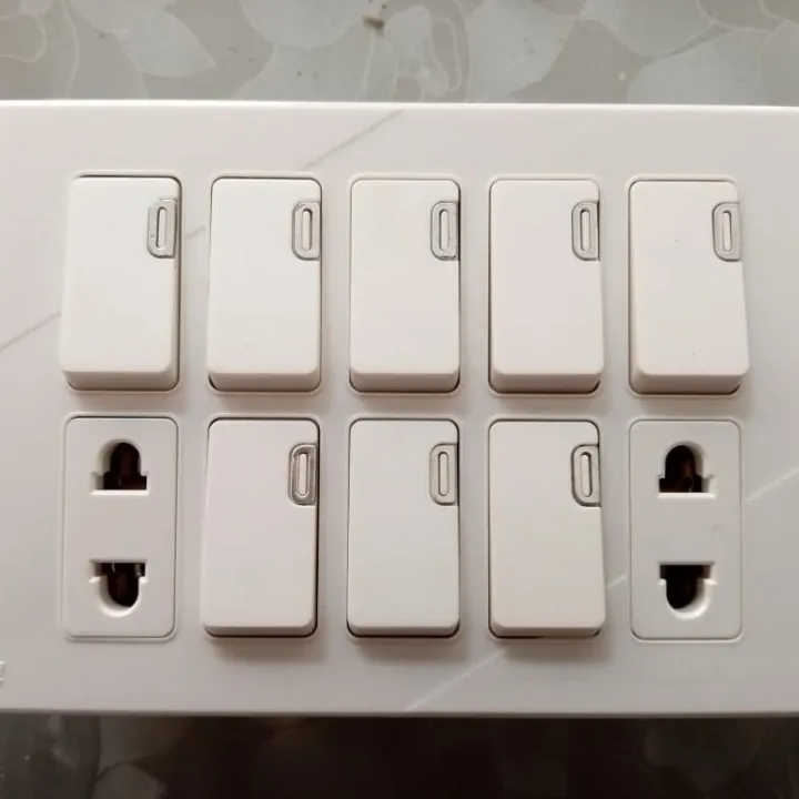 ECM%20Branded%20Royal%20white%20Metal%20series%20china%20fitting%20switch%20board%20-%20Image%202