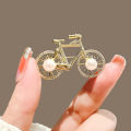 Fashion Personality Bicycle Shape Brooch Men and Women Leisure Cycling Sports Gift Jewelry Accessories. 