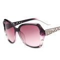 Women's Sunglasses with Diamonds ins to Make Big Face Thin-Looked Summer UV Protection Sunglasses Fashion Large Rim Sunglasses. 