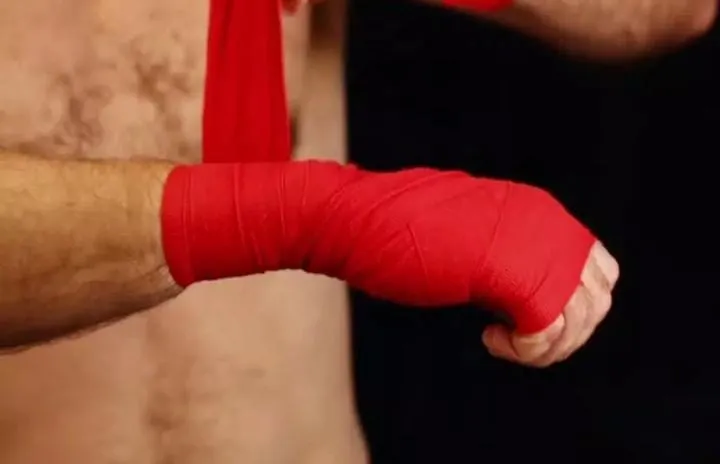 Professional%20Martial%20Arts%20Hand%20Wraps%20Protection%20for%20MMA,%20Muay%20Thai,%20Kickboxing,%201%20Pair%20Hand%20Wraps%20Boxing,%20Semi-Elastic%20Nylon-Cotton%20Handwraps%20for%20Men%20and%20Women%20Personal%20Use%20(Random%20Colour)%20-%20Image%207