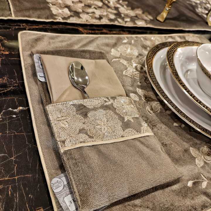 Dining%20Table%20Runner,%20Cutlery%20&%20Placemats%20Sets%20for%206,8,10,%20person%20Embroidered%20-%20Image%203