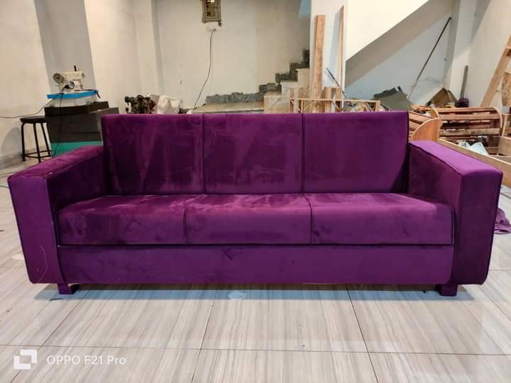 Sofa%20Combed%20With%20Storage%203%20Seater%20Purple%20Valvet%20&%20Custumize%20Colours%20Special%20Offer%20Available%20From%20Customized.......%20-%20Image%203