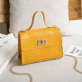 Lady Crossbody Bag 2022 New Fashion Trendy One Shoulder Bag Women Handbag Young Fashion Small Square Bag Fine Lock Catch Design. 