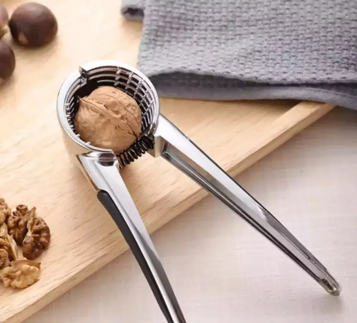 Walnut Cutter